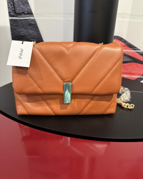 Petit sac bandoulière matelassé camel MOA