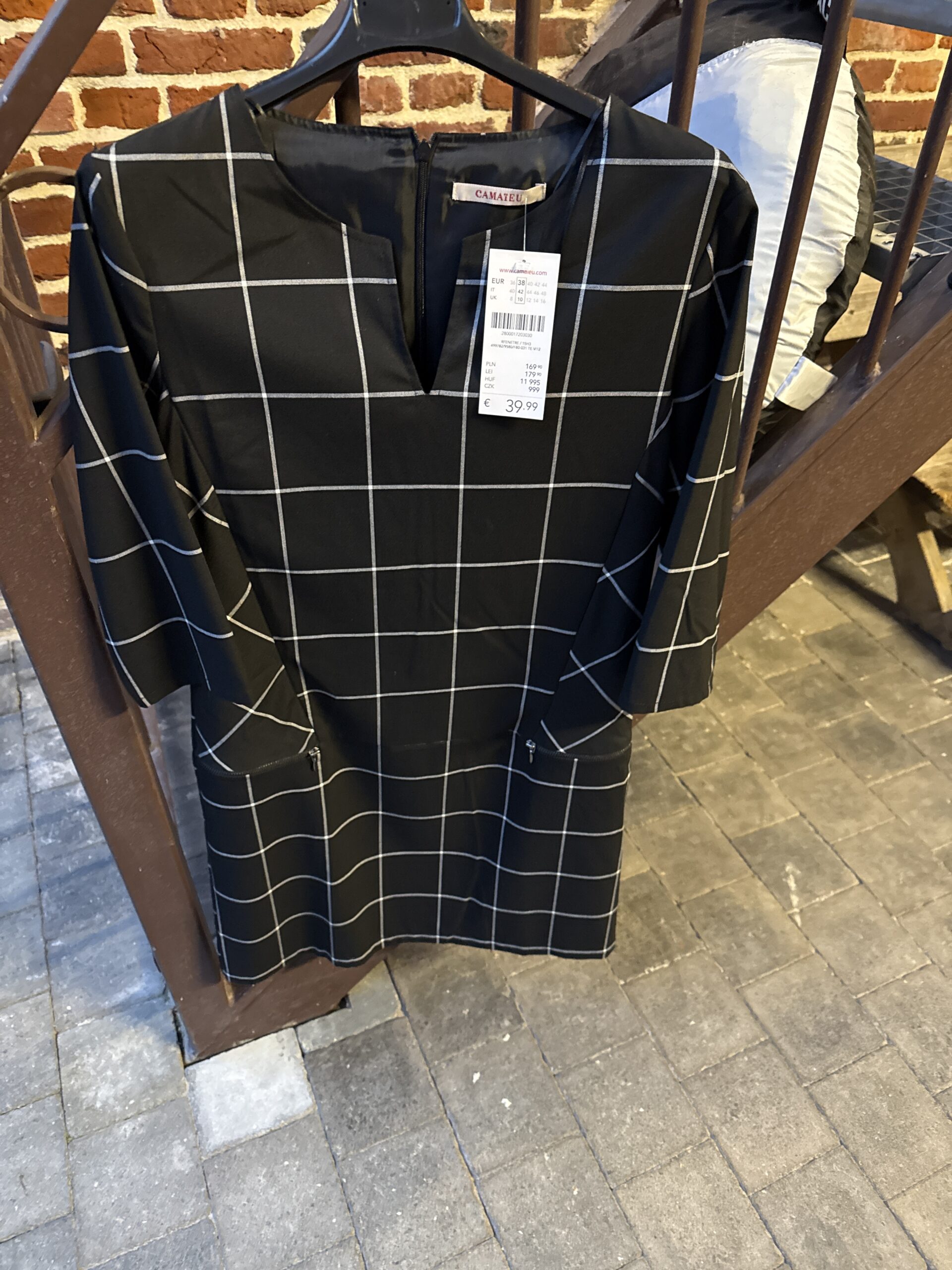 Robe noire à carreaux – Camaïeu 🤍