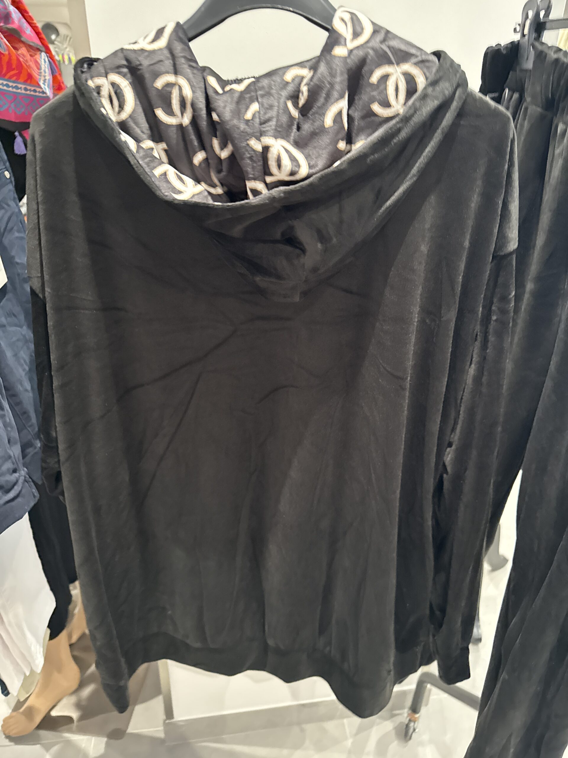 Ensemble Jogging ( style Chanel) – Image 3